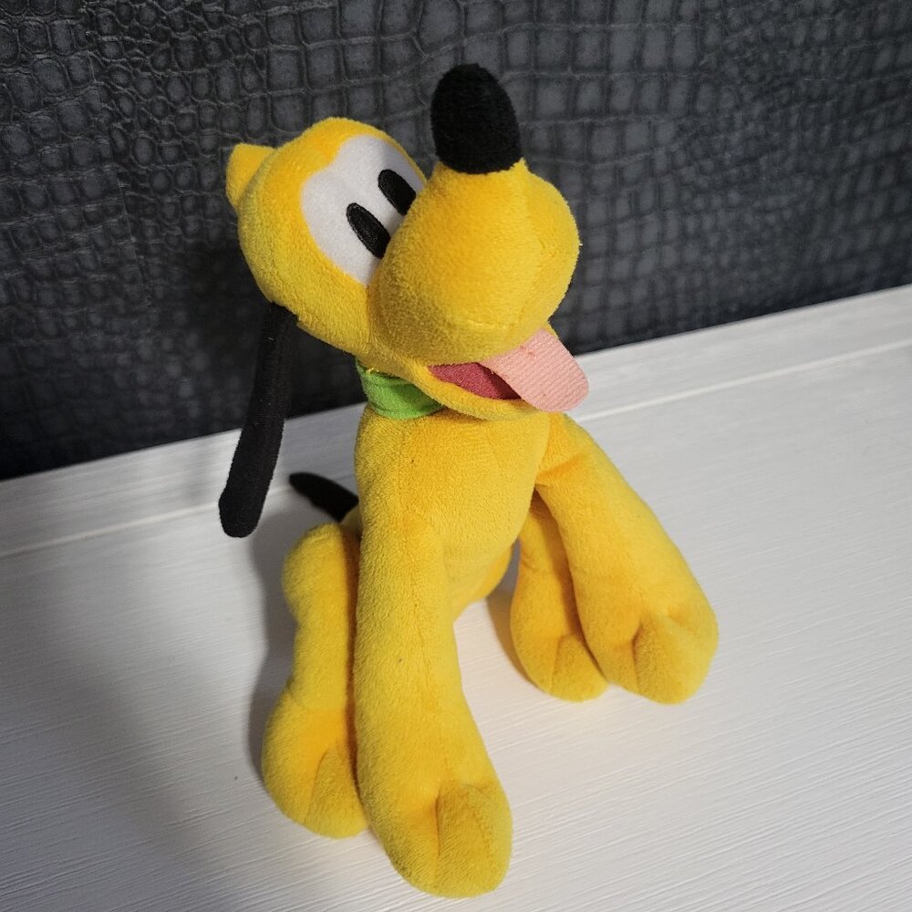 SMALL DISNEY PLUTO PLUSH PUPPY DOG TOY - GUC